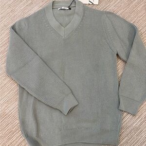Zara Men's V-Neck Sweater
